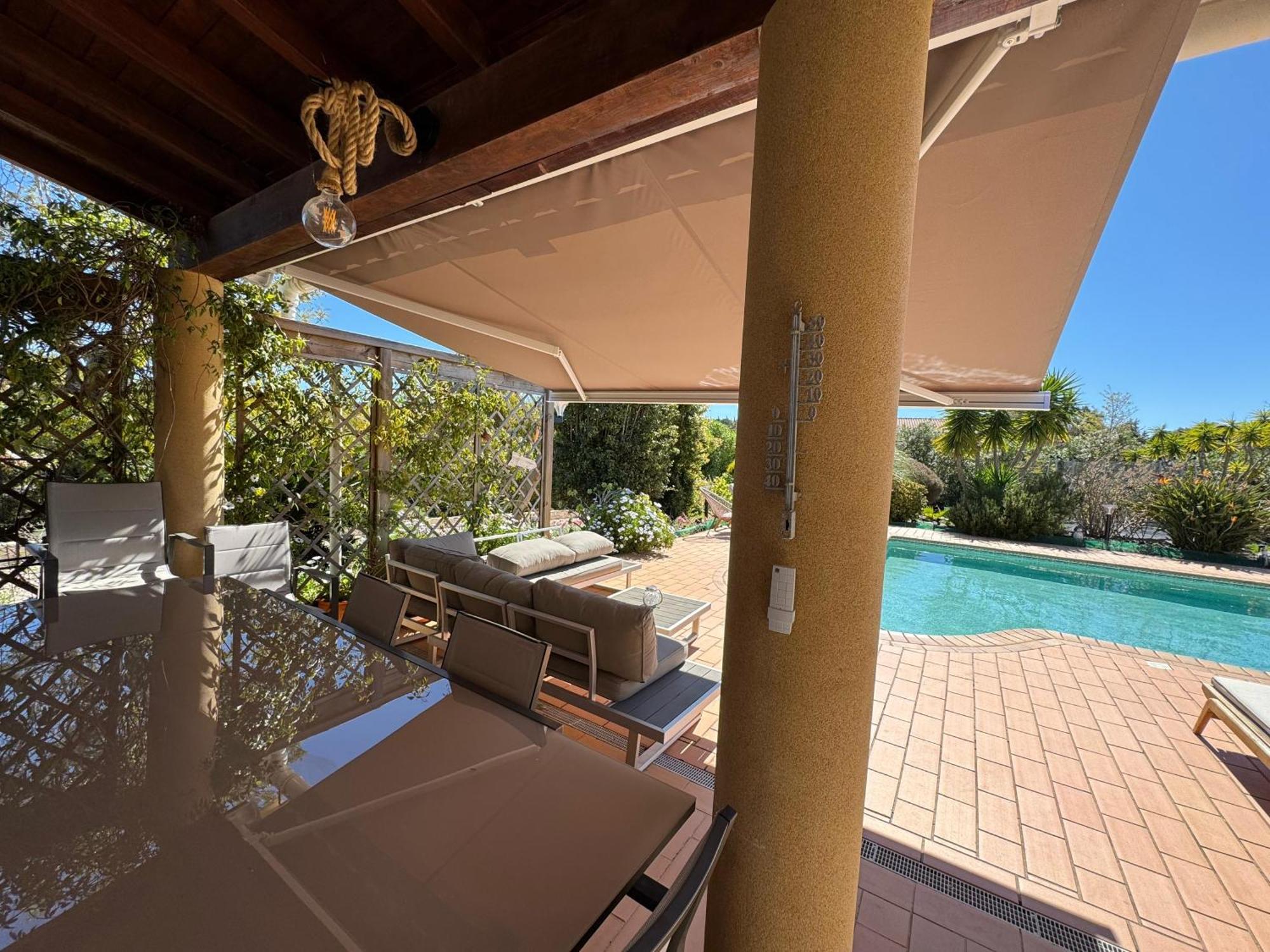 Villa Rubix Luz Exterior foto